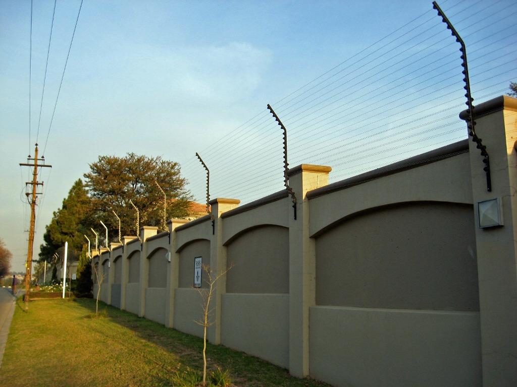 Electric Security Fence Delivers Peace of Mind