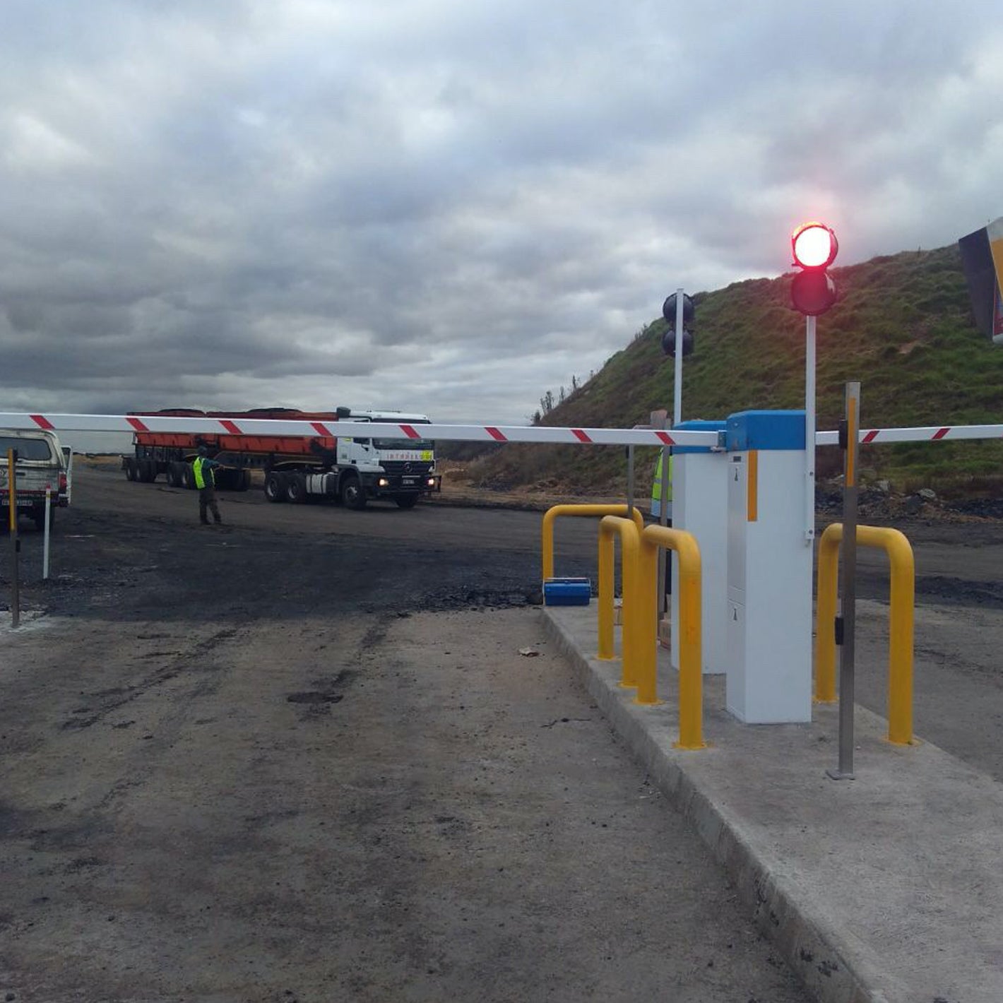 Turnstar Traffic Master Automatic 6m Traffic Barrier Boom Gate